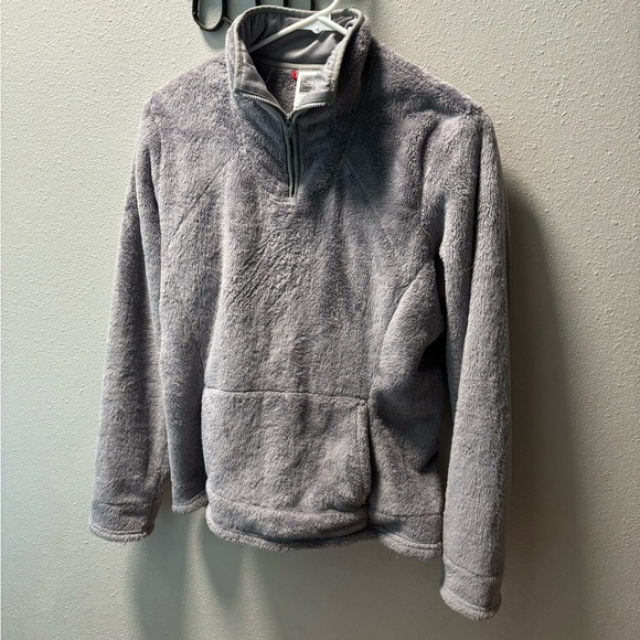 North Face 1/4 Zip Gray Osito Pullover Sweatshirt Medium - Picture 6 of 6